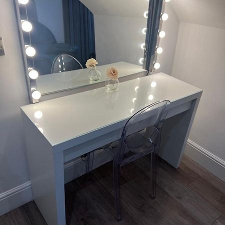 Luxury Double Room W/ Private Bathroom Edynburg Zewnętrze zdjęcie