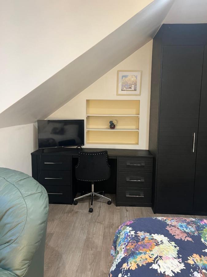 Luxury Double Room W/ Private Bathroom Edynburg Zewnętrze zdjęcie